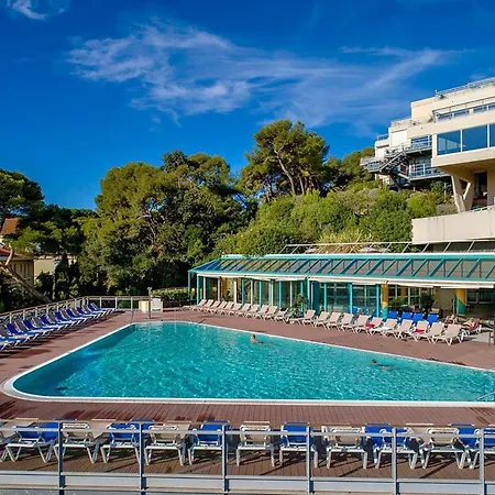 Club La Font Des Horts 3* Йер